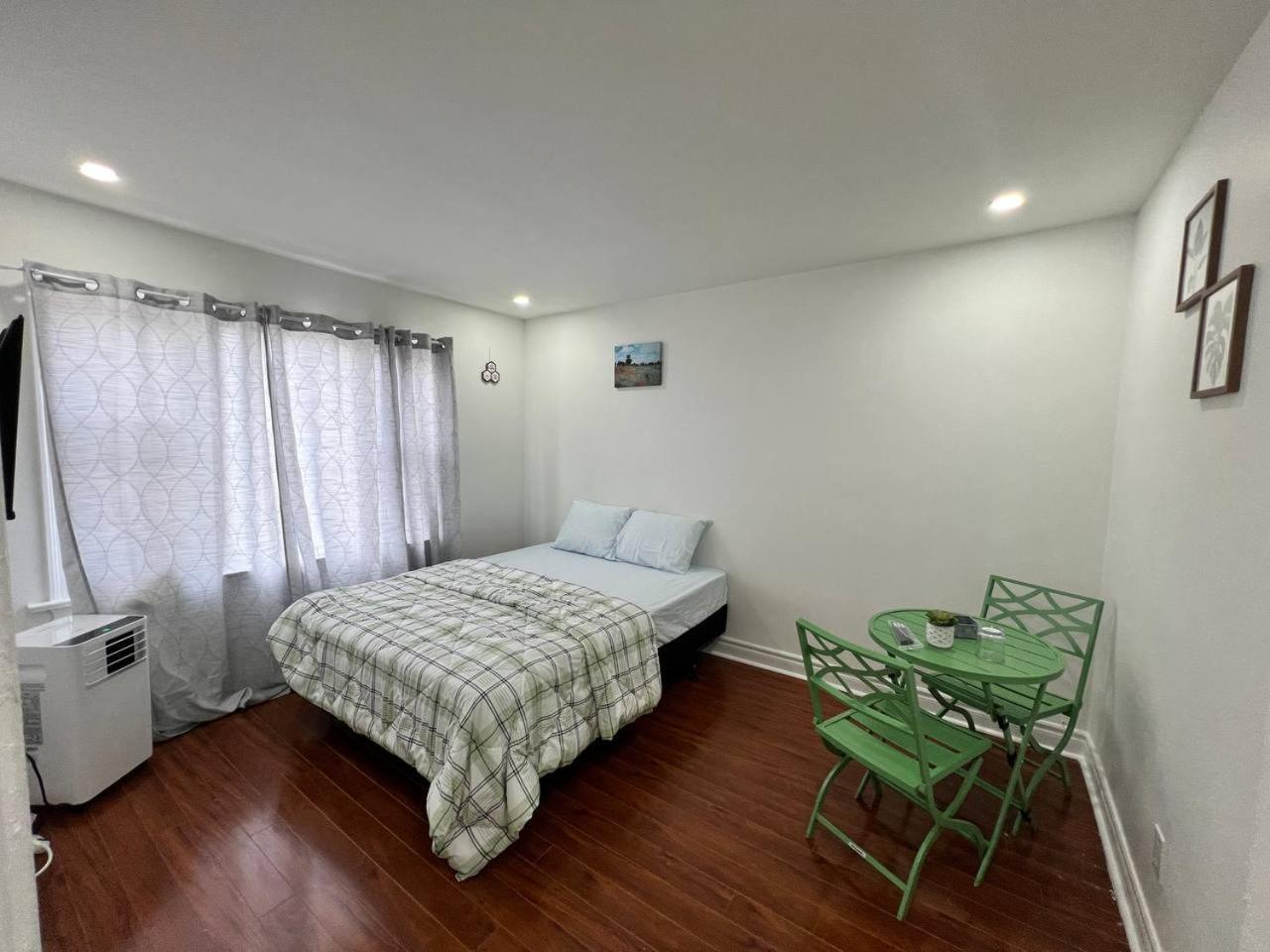 Privatunterkunft #1 Convvy-nient Residence!